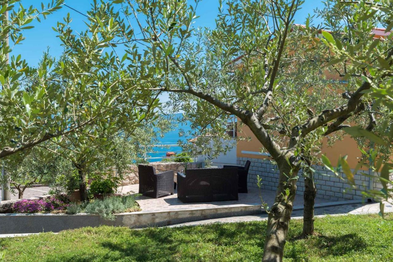 Apartments In Ravni/Istrien 30383 Dış mekan fotoğraf
